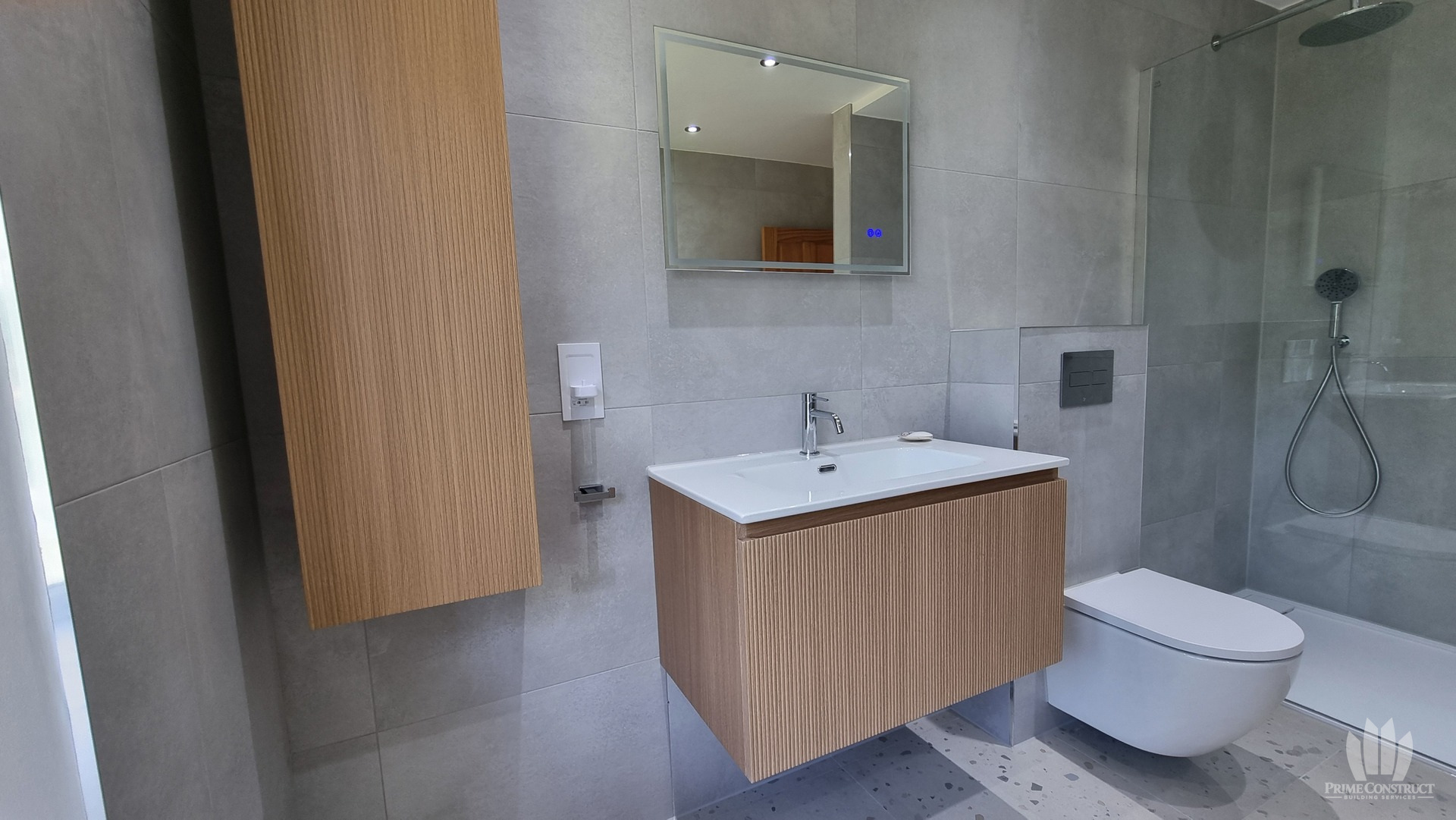Fluted vanity, matching tall unit, mirror and WC